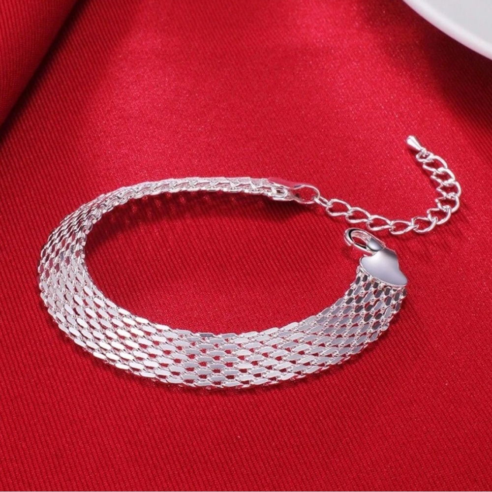 Silver Plated Chain Bracelet - Picture 3 of 3